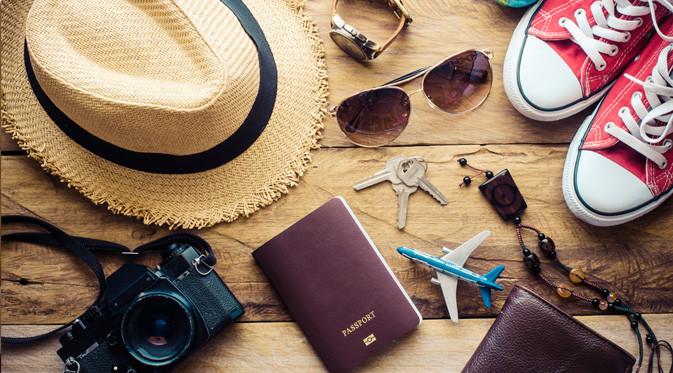 Nggak Usah Beli, Kalau Bisa Pinjam Aja - 6 Tips Travelling Hemat Low Budget!