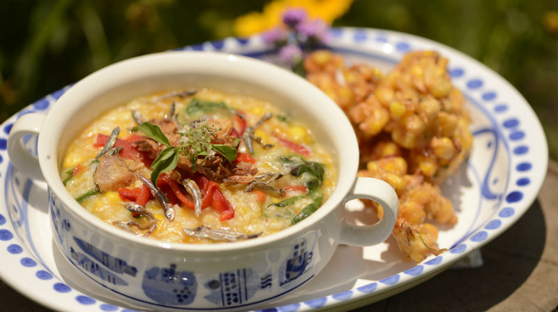 bubur tinutuan manado