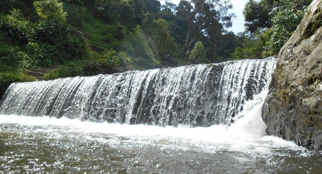 curug leuwi opat