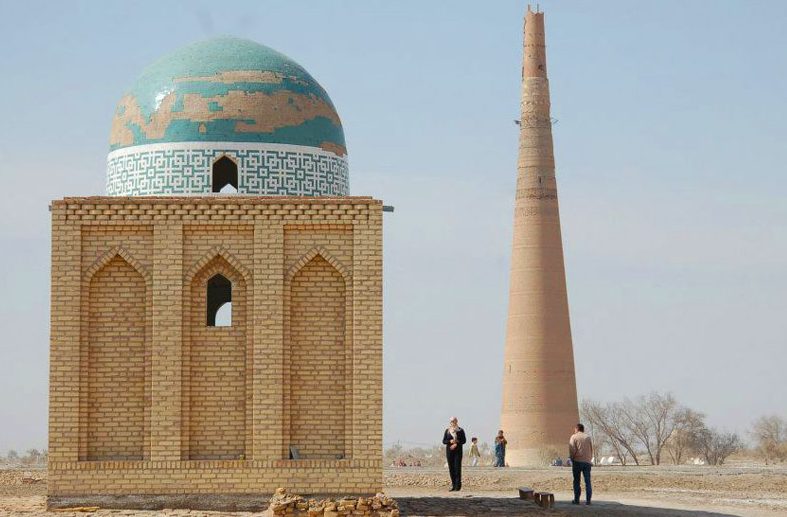 Mau Wisata Bersejarah ke Turkmenistan? Ini Dia Destinasinya