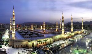 Daftar 5 Masjid Kaya Nilai dan Sejarah di Madinah