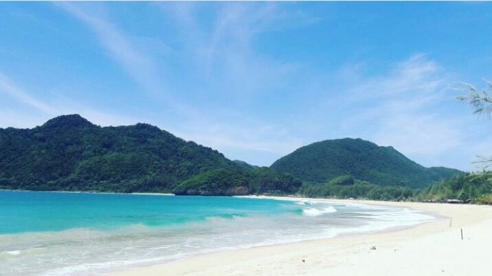 Pantai Lampuuk - Destinasi Paling Eksotik Yang Harus Kamu Tahu di Aceh