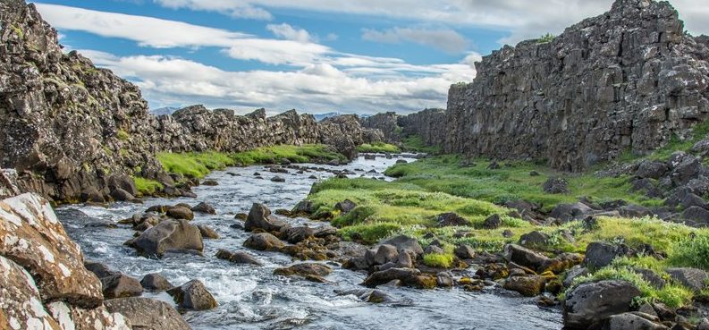 5 Rekomendasi Destinasi Wisata Alam di Islandia