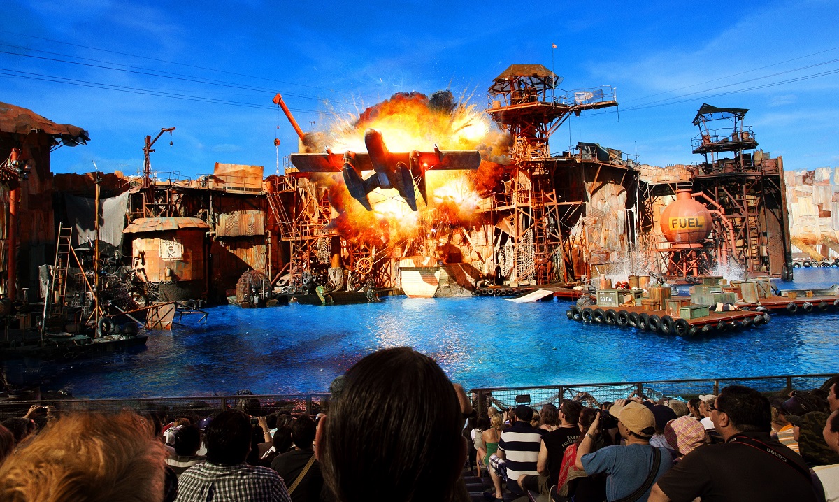 Waterworld: A Live Sea War Spectacular