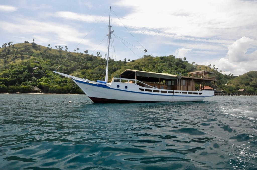 Mau Liburan ke Labuan Bajo dan Menginap di Perahu? Ini Biayanya