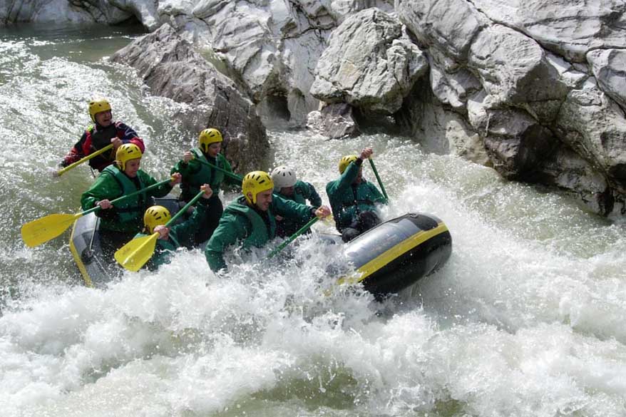 Arung Jeram di Sungai Zambezi