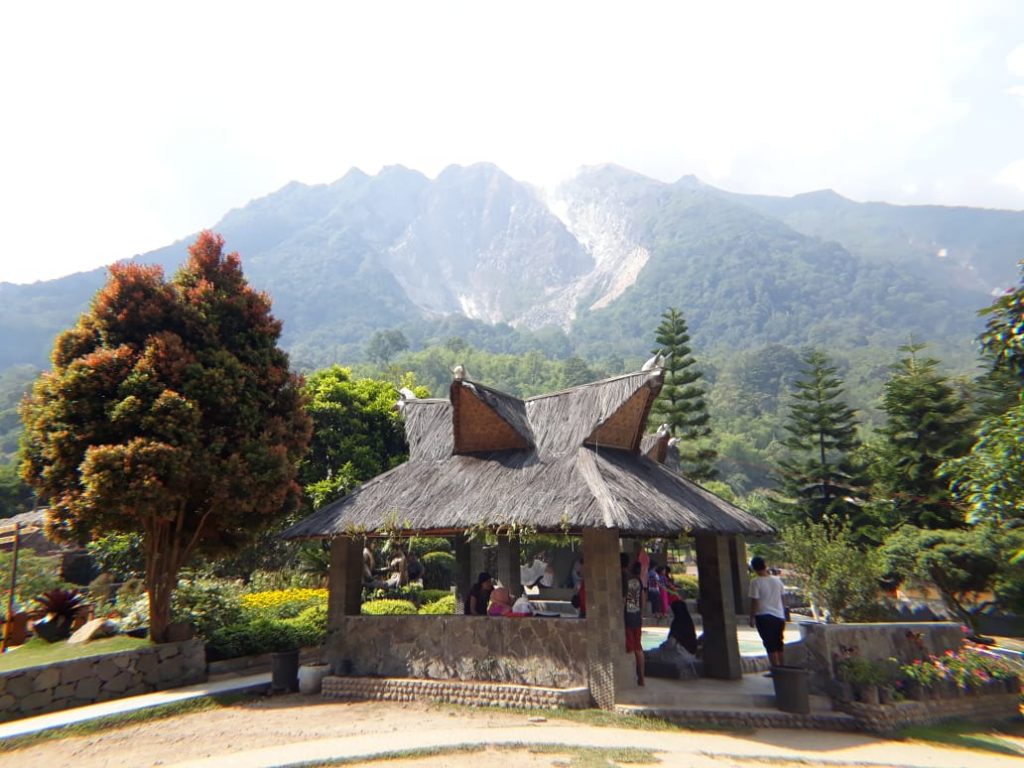 Hotspring Pariban, Pemandian Alam Terbaik di Tanah Karo