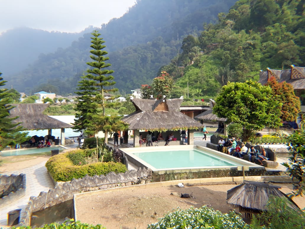 Hotspring Pariban, Pemandian Alam Terbaik di Tanah Karo