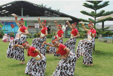 Tari Bundengan di Wonoland