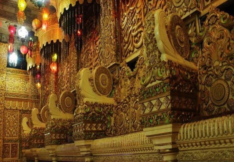 Misteri Masjid Tiban Yang Wajib Kamu Kunjungi