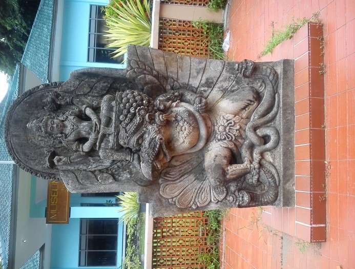 Goa Selomangleng