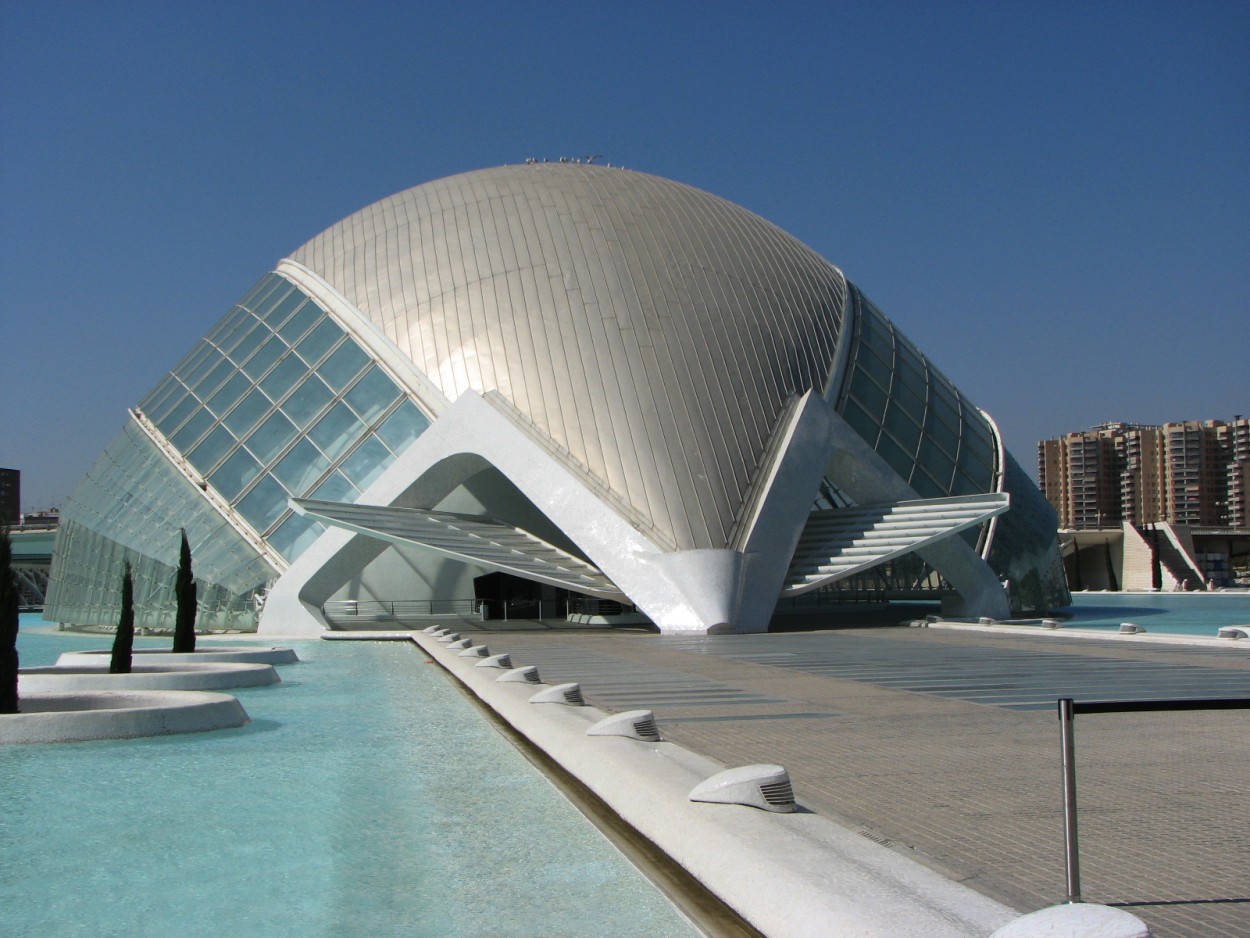 L'Hemisferic Planetarium