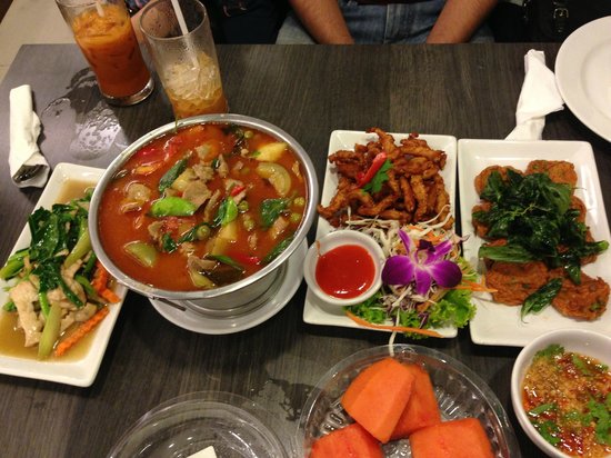 Ini Destinasi Kuliner Halal di Bangkok