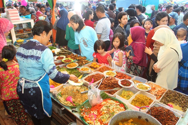 Pusat Wisata Kuliner Paling Populer Saat Bulan Ramadhan 