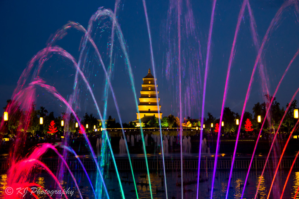 Big Wild Goose Pagoda Fountains (Xian)