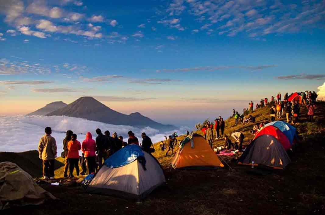 Alat Perlengkapan Gunung