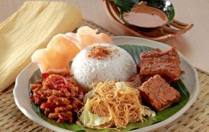 Kuliner Nasi Uduk