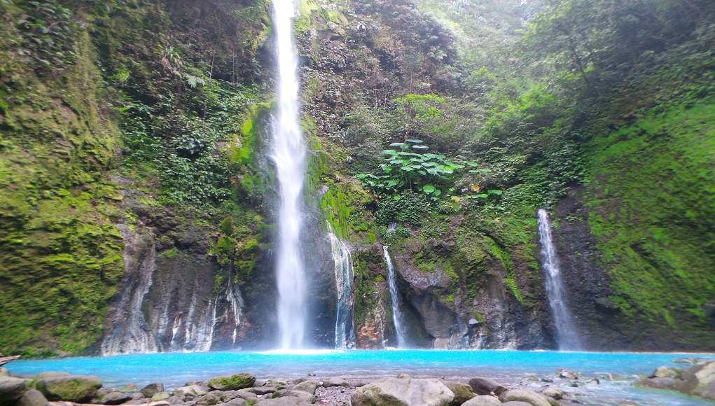 Air Terjun Dua Warna, Sibolangit, Sumatera Utara