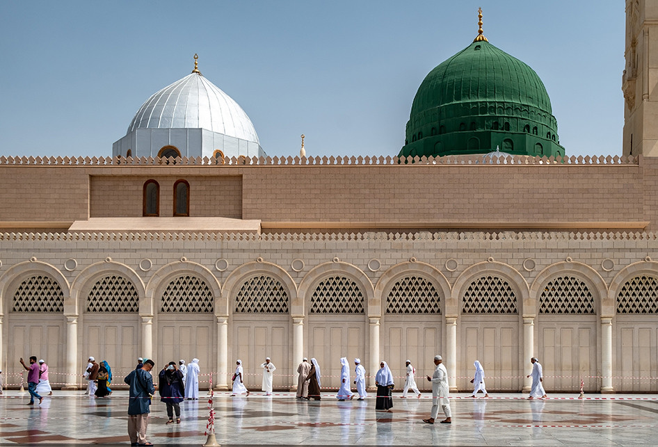 Kubah Hijau Masjid Nabawi sebagai penanda makam orang paling suci di dunia