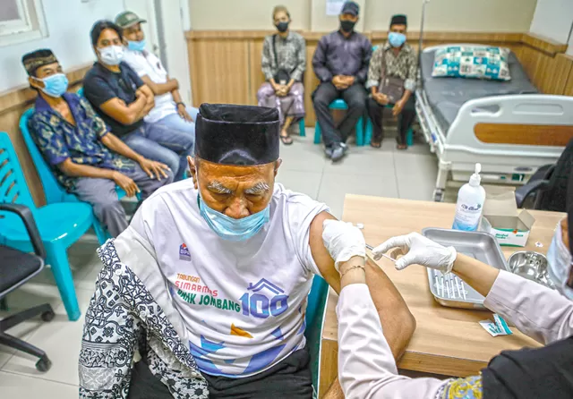 Vaksin Meningitis untuk calon haji sebelum berangkat ke Tanah Suci